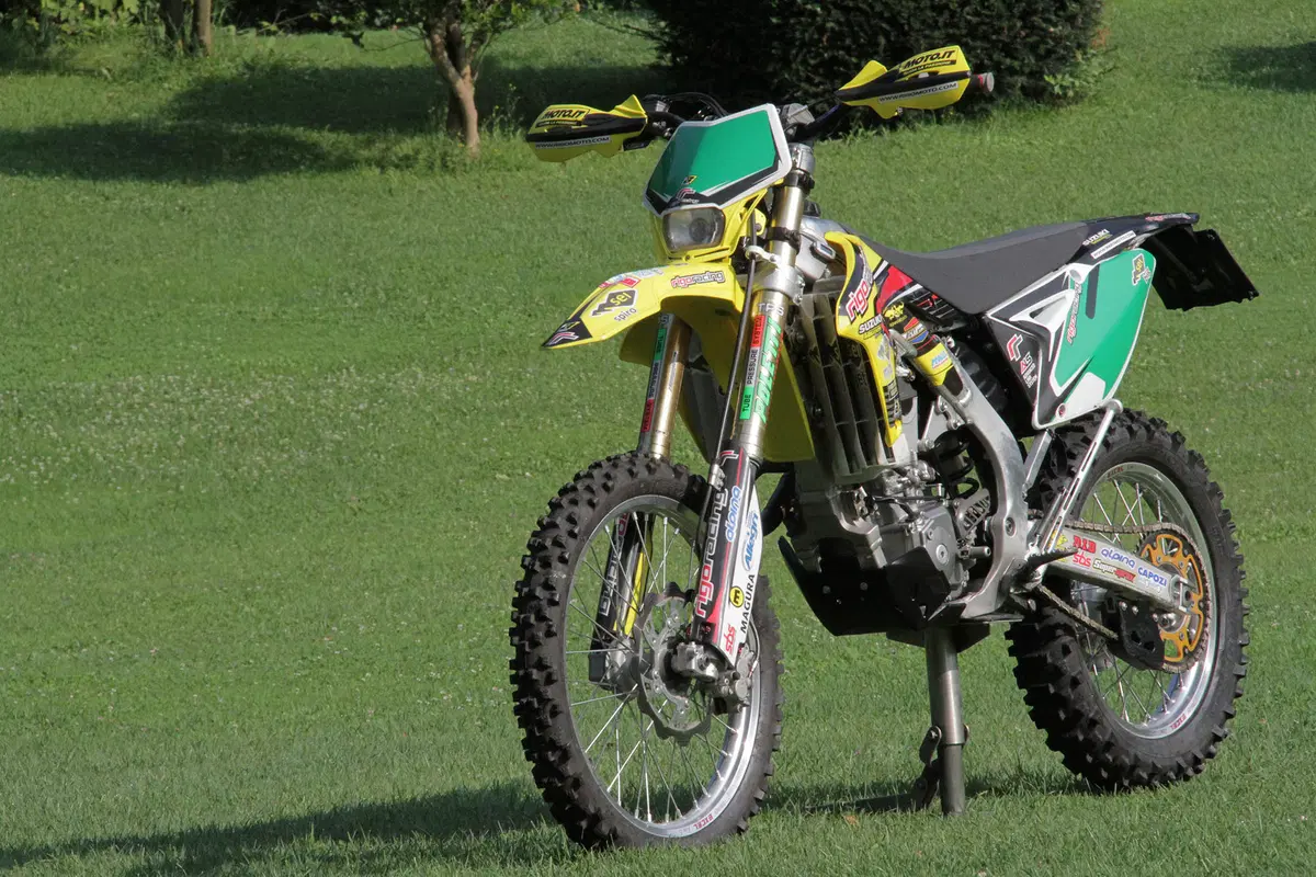 Suzuki RME 50, 250, 450 Rigo Moto (49)