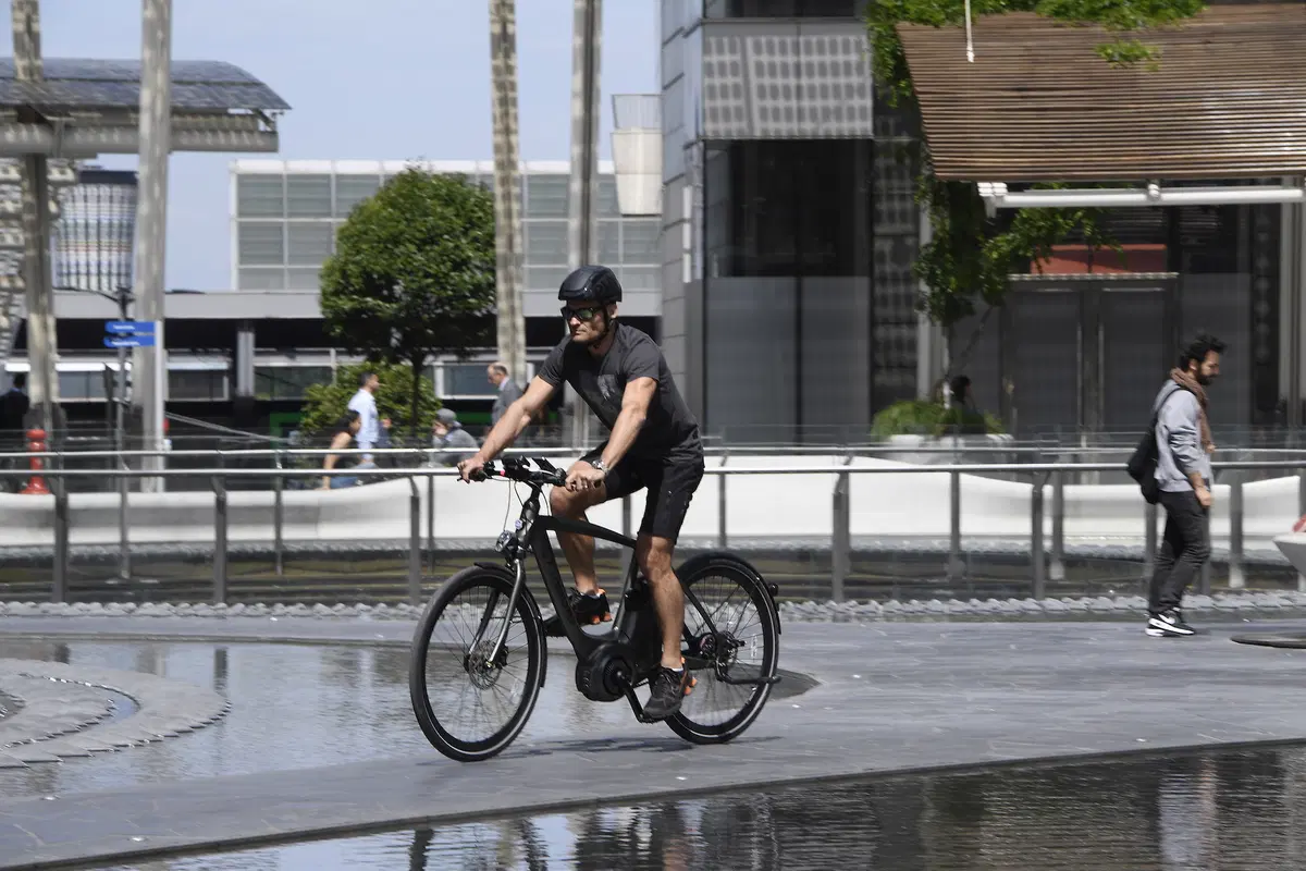 Piaggio WiBike (2)