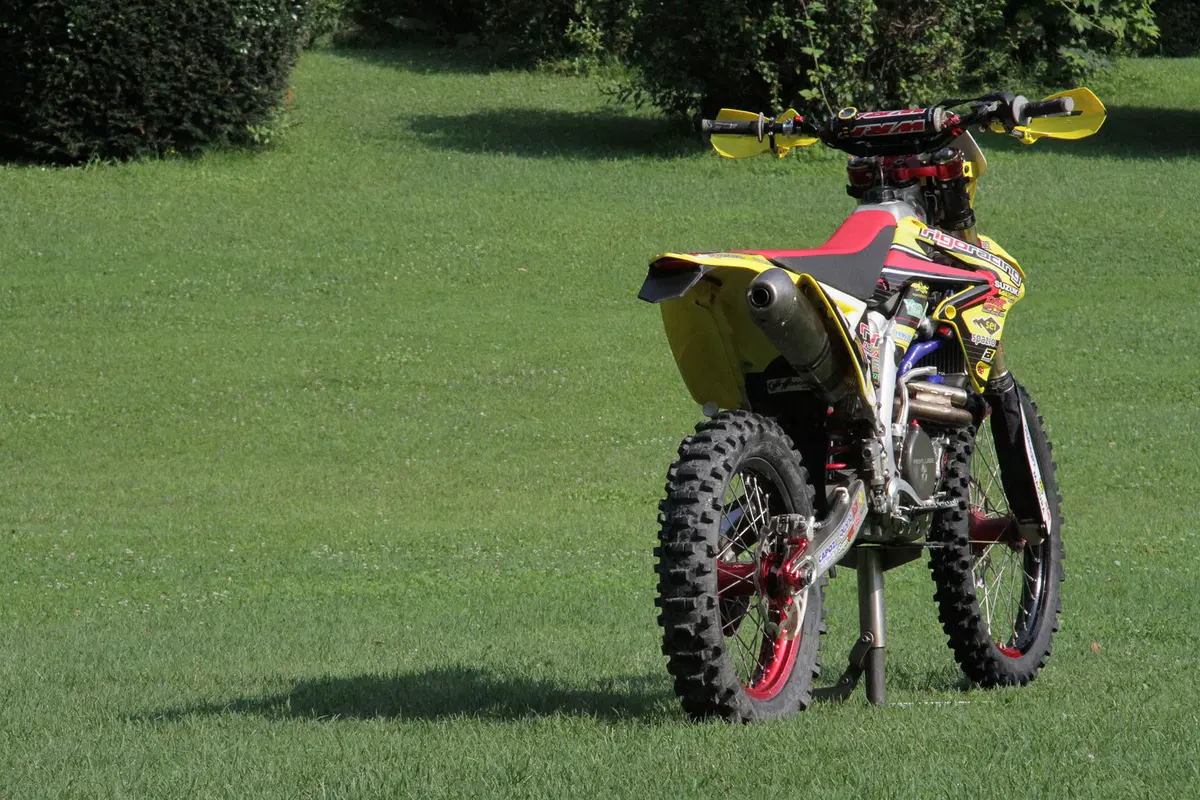 Suzuki RME 50, 250, 450 Rigo Moto (67)