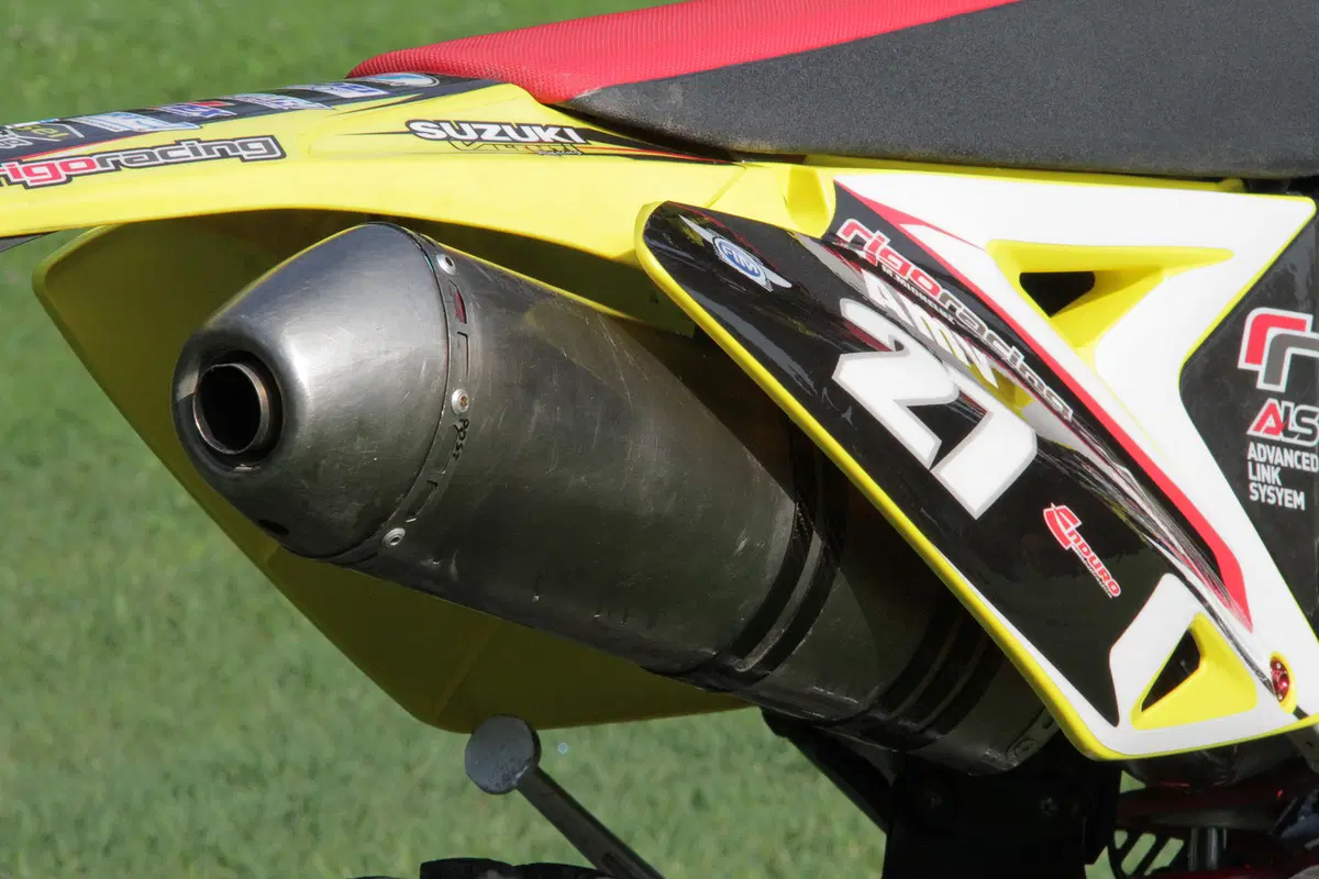 Suzuki RME 50, 250, 450 Rigo Moto (76)