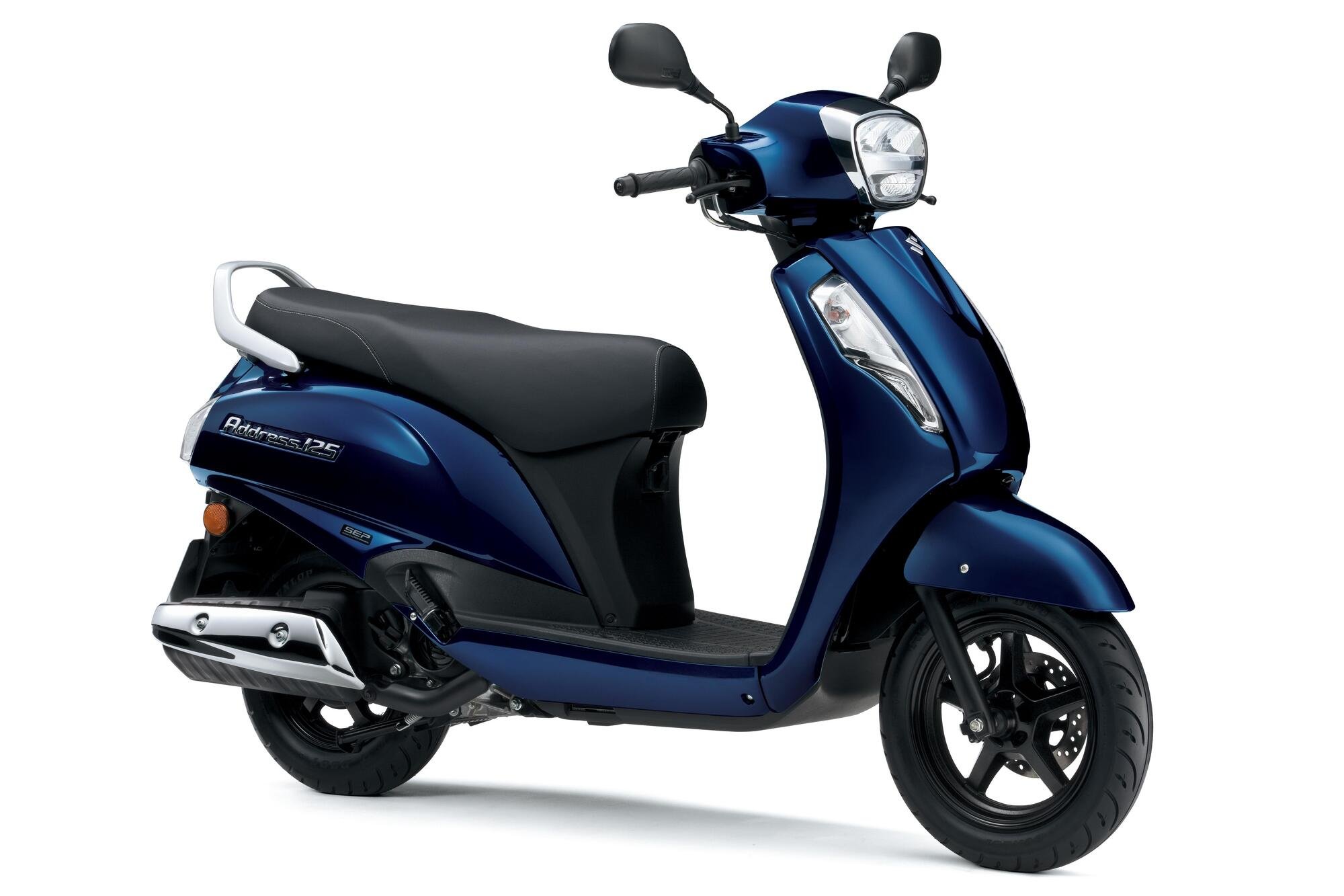 Suzuki lancia gli scooter Avenis 125 e Address 125: solo uno &egrave; per l&#039;Italia