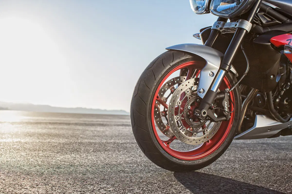 Triumph Street Triple Rx 2015 (14)