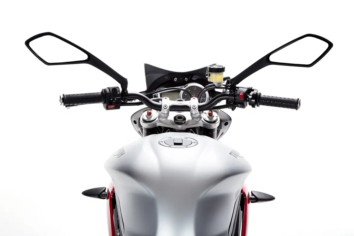 Triumph Street Triple Rx 2015 (17)