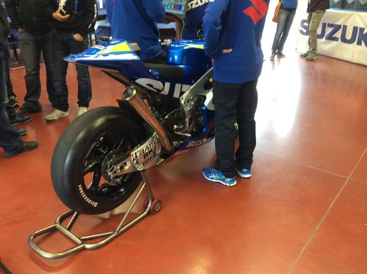 Incidente per de Puniet nei test Suzuki MotoGP al Mugello (4)