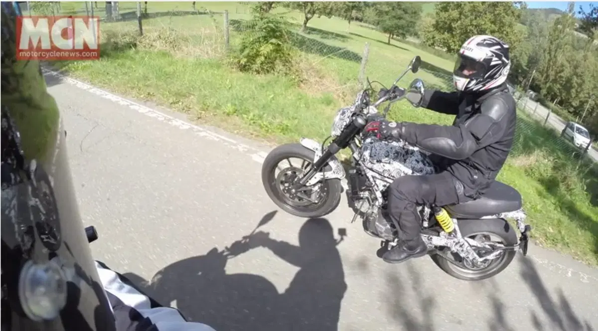 Ducati Scrambler, video rubato?