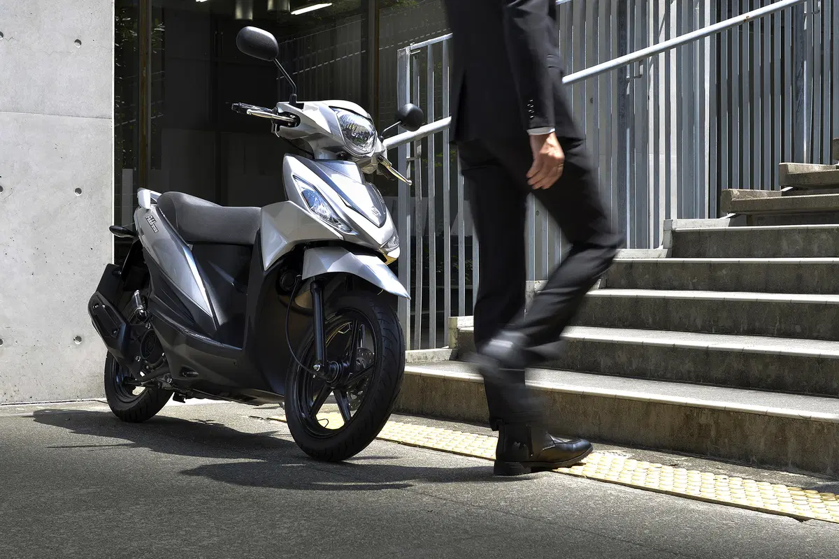 Suzuki Address 110 2015 (8)