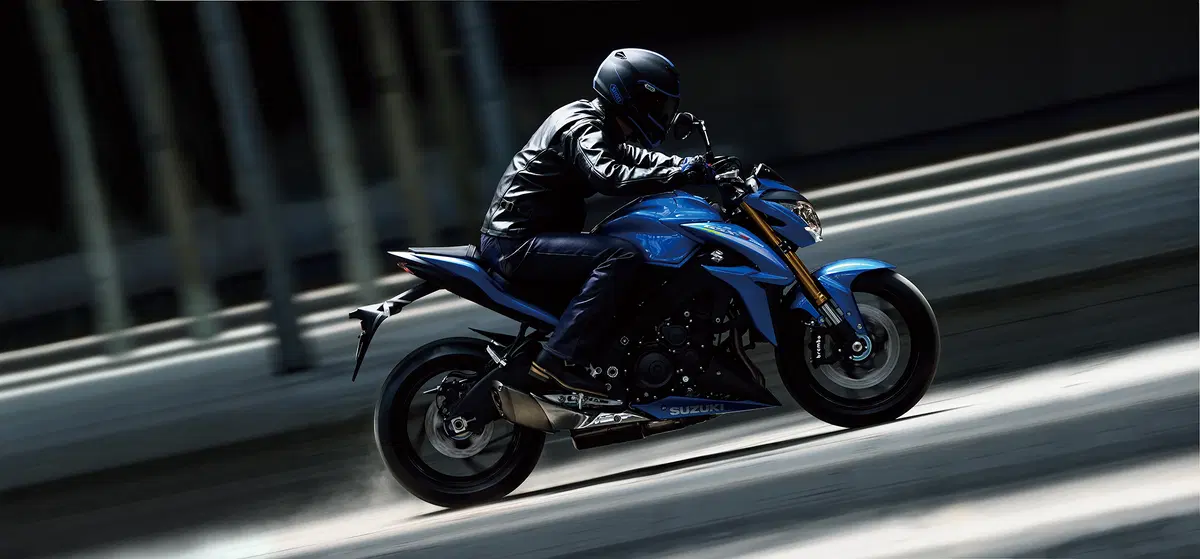 Suzuki GSX-S 1000 2015 (7)
