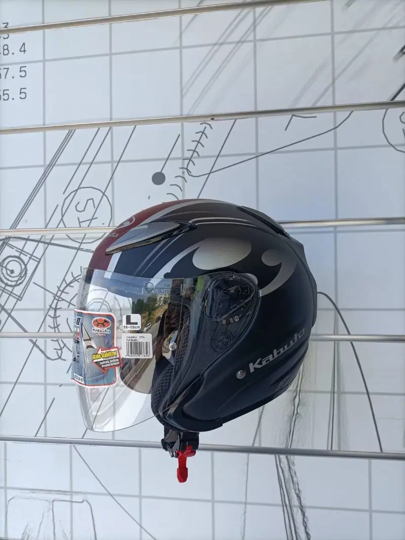 Casco Kabuto AVAND II (2)