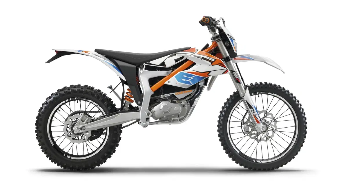 KTM Freeride E-XC, E-SX ed E-SM 2015 (12)
