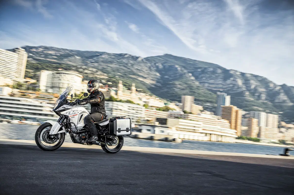 KTM 1290 Super Adventure 2015 (13)