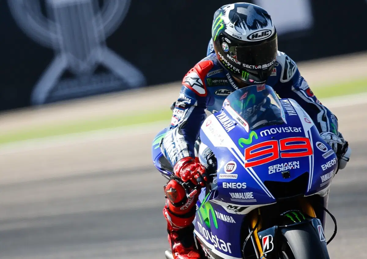 MotoGP. Lorenzo vince il GP di Aragon