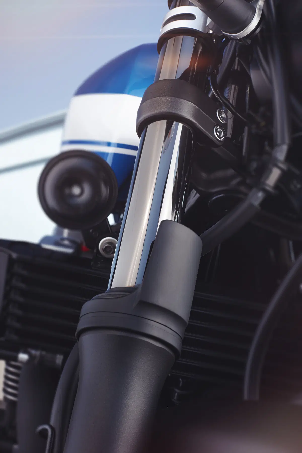 Yamaha XJR 1300 e XJR 1300 Racer 2015 (38)