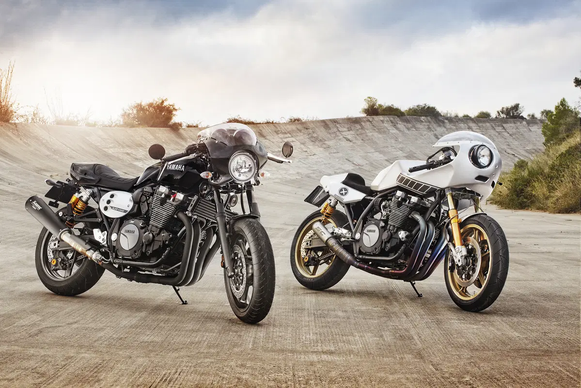 Yamaha XJR 1300 e XJR 1300 Racer 2015 (45)