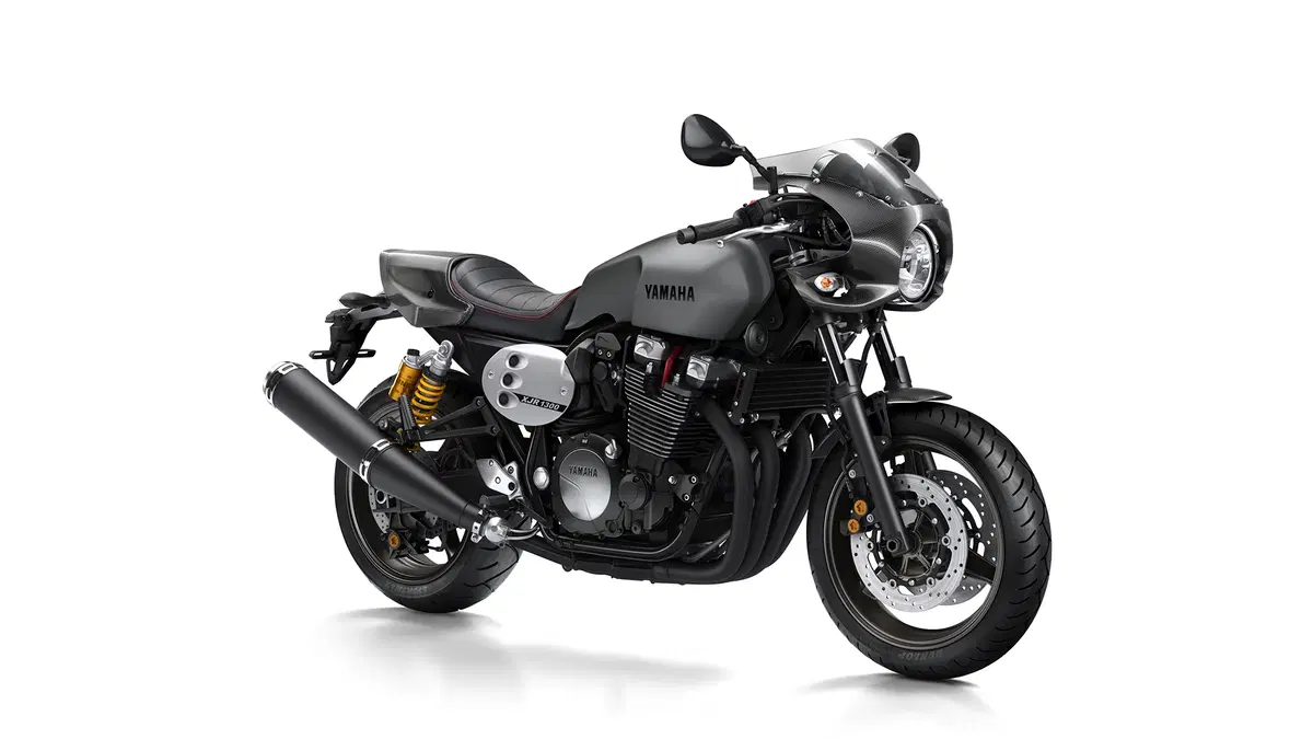 Yamaha XJR 1300 e XJR 1300 Racer 2015 (53)
