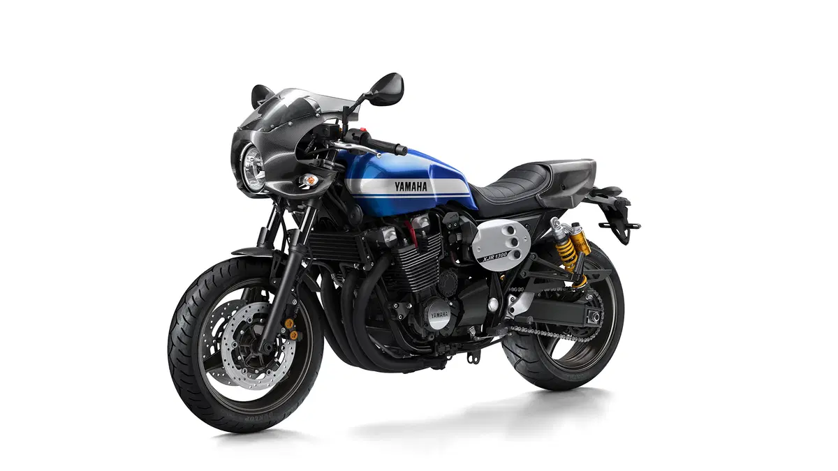 Yamaha XJR 1300 e XJR 1300 Racer 2015 (55)