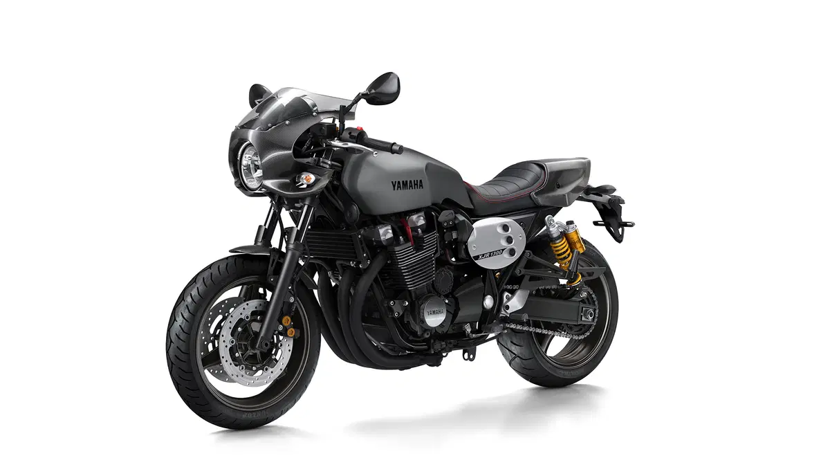 Yamaha XJR 1300 e XJR 1300 Racer 2015 (57)