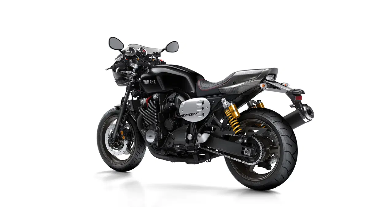 Yamaha XJR 1300 e XJR 1300 Racer 2015 (59)