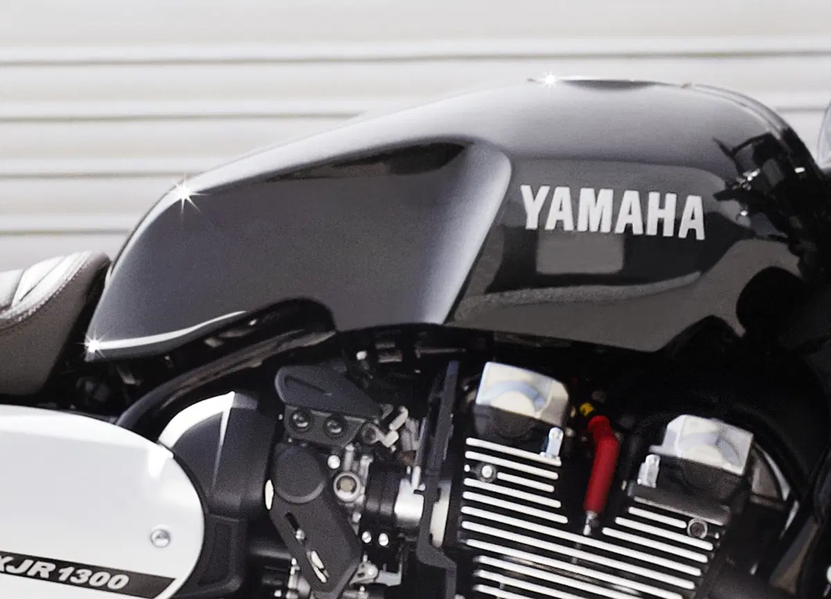 Yamaha XJR 1300 e XJR 1300 Racer 2015 (66)
