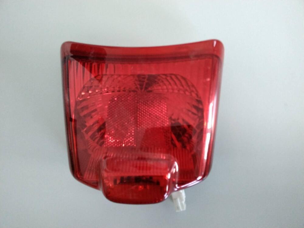 Fanale posteriore Vespa 300 GTS