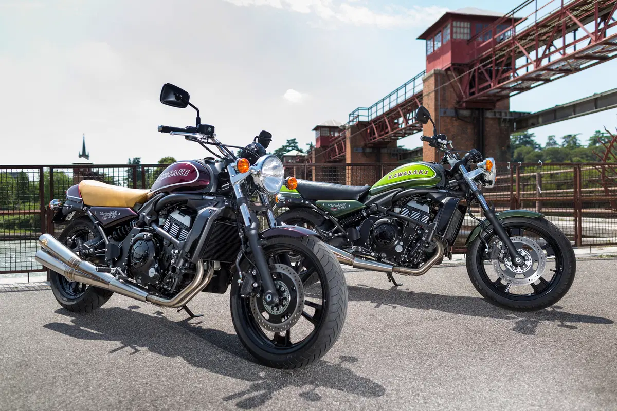 Kawasaki Vulcan 70 Mr Martini (11)