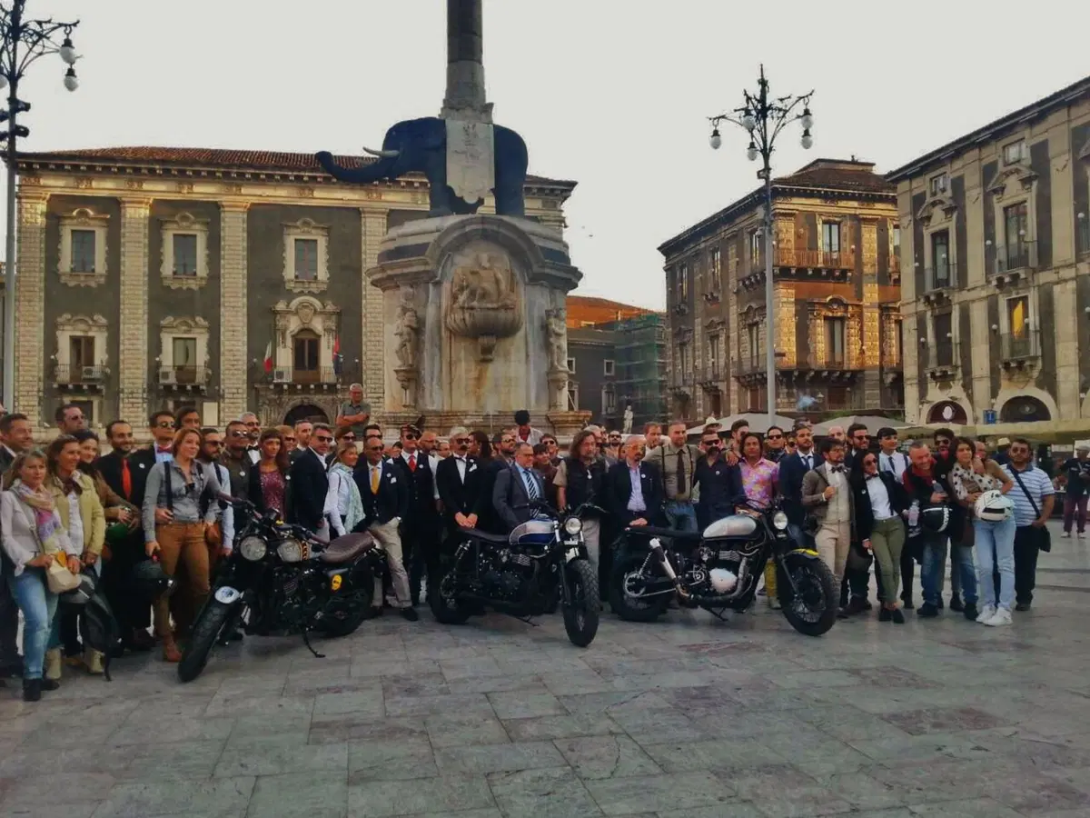 The Distinguished Gentleman’s Ride 2014: raccolto più di un milione di dollari (3)