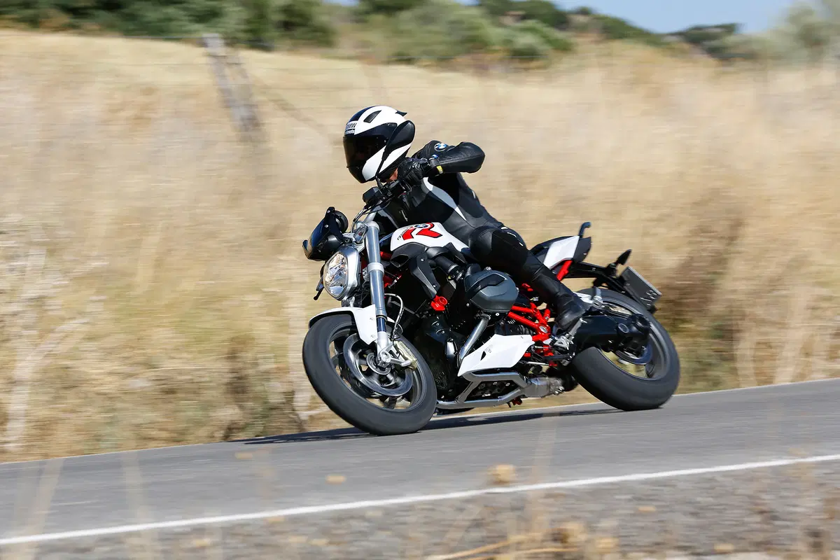 BMW R1200R 2015 (13)