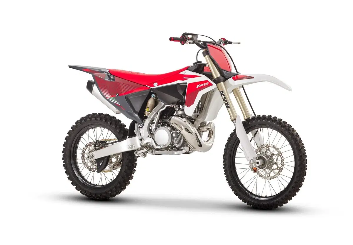 Ecco le Fantic Cross 2023, con il cuore Yamaha, a 2 e a 4 tempi (13)