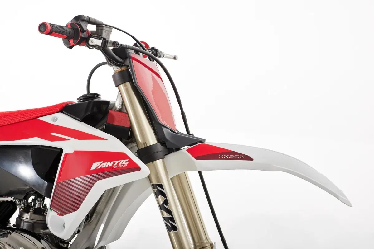 Ecco le Fantic Cross 2023, con il cuore Yamaha, a 2 e a 4 tempi (17)