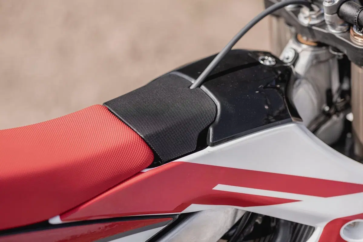 Ecco le Fantic Cross 2023, con il cuore Yamaha, a 2 e a 4 tempi (29)