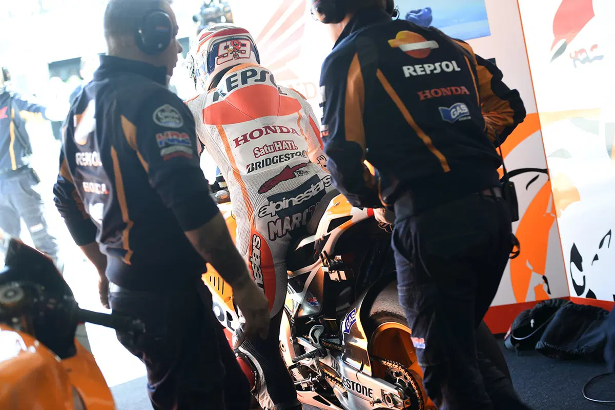 Le foto più belle del GP di Aragon (12)