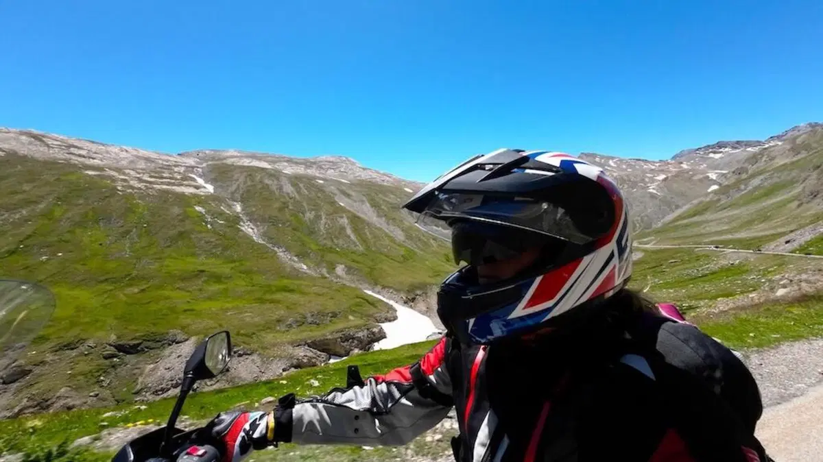 Viaggi in moto: in offroad sul valico più alto d'Europa (10)