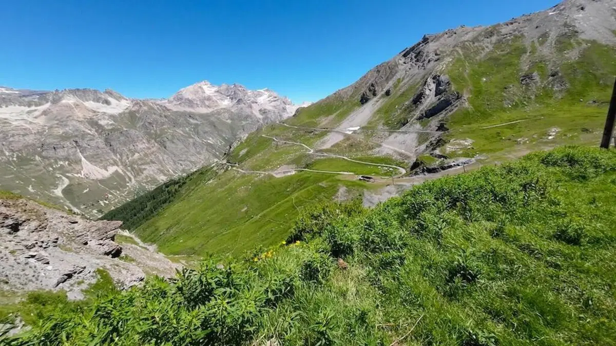 Viaggi in moto: in offroad sul valico più alto d'Europa (14)
