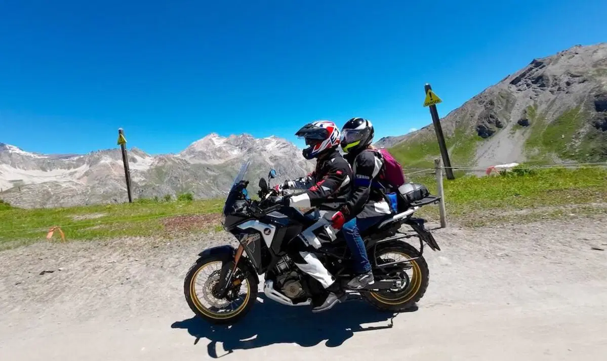 Viaggi in moto: in offroad sul valico più alto d'Europa (23)