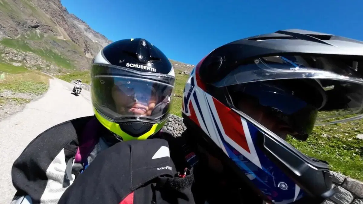 Viaggi in moto: in offroad sul valico più alto d'Europa (26)