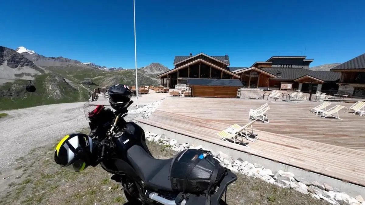 Viaggi in moto: in offroad sul valico più alto d'Europa (29)