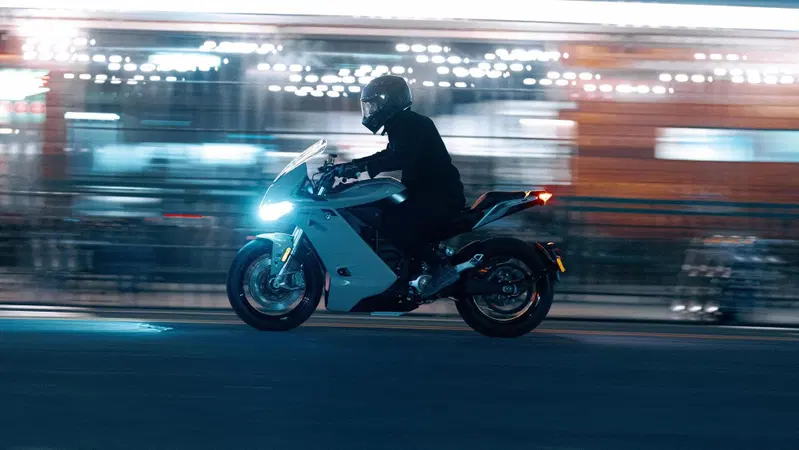 Le moto del futuro: come e perch&eacute; saranno sempre pi&ugrave; "digitali"