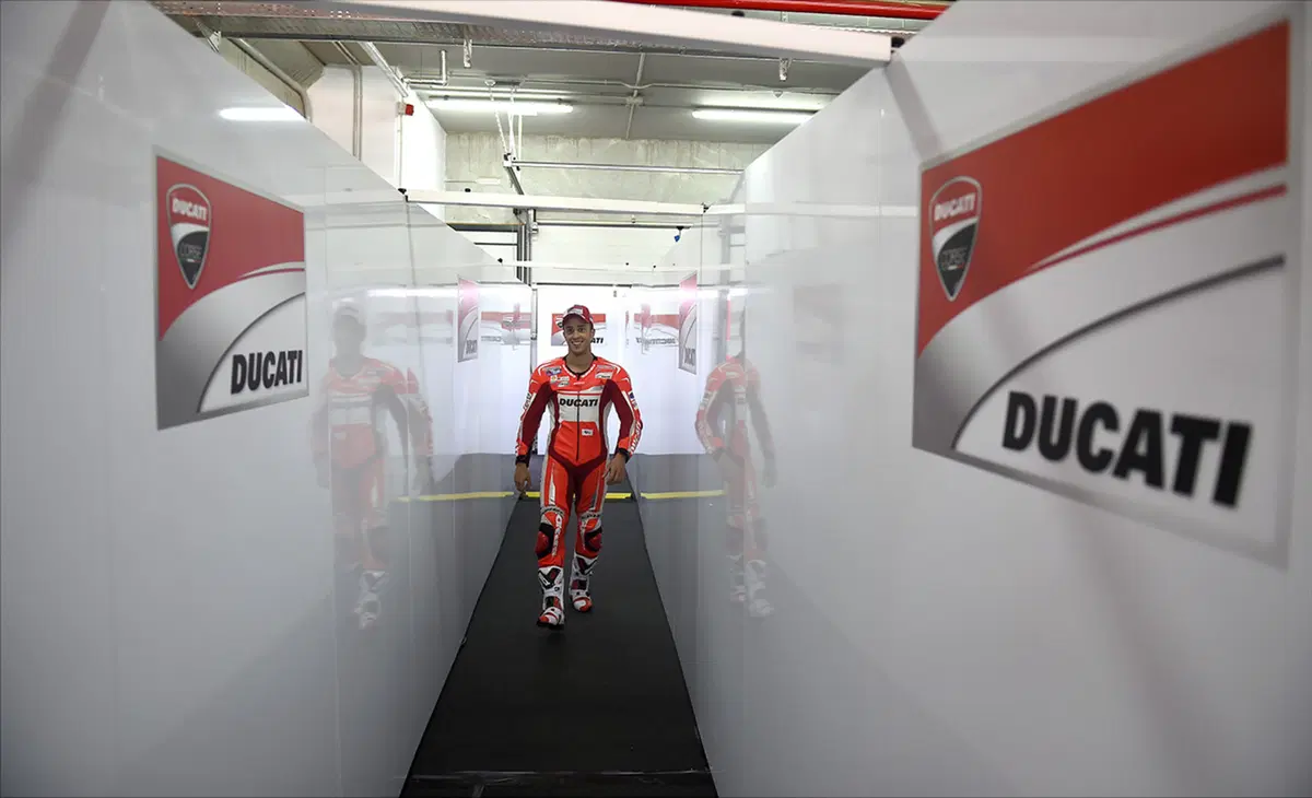Le foto più belle del GP di Aragon (24)
