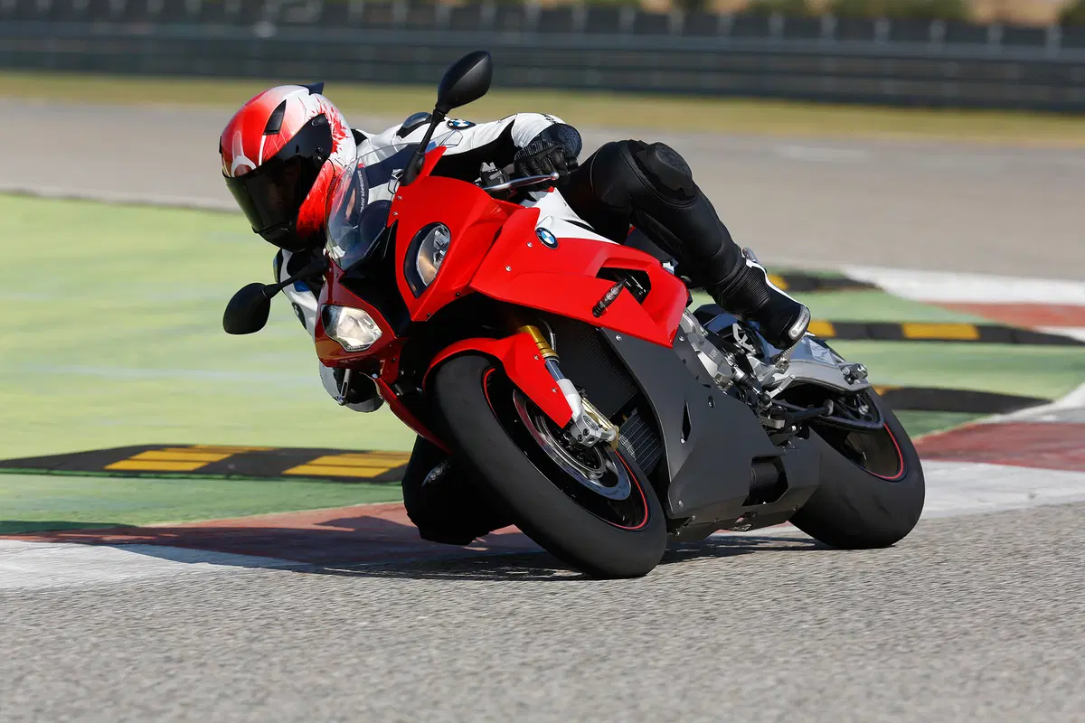 BMW S1000RR 2015 (10)