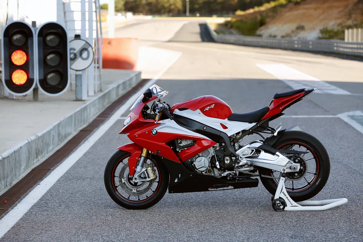 BMW S1000RR 2015 (16)