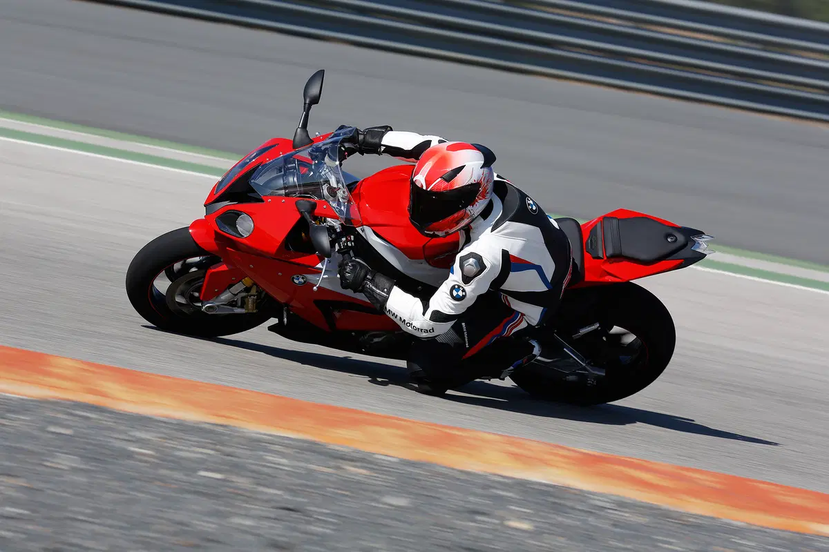 BMW S1000RR 2015 (9)