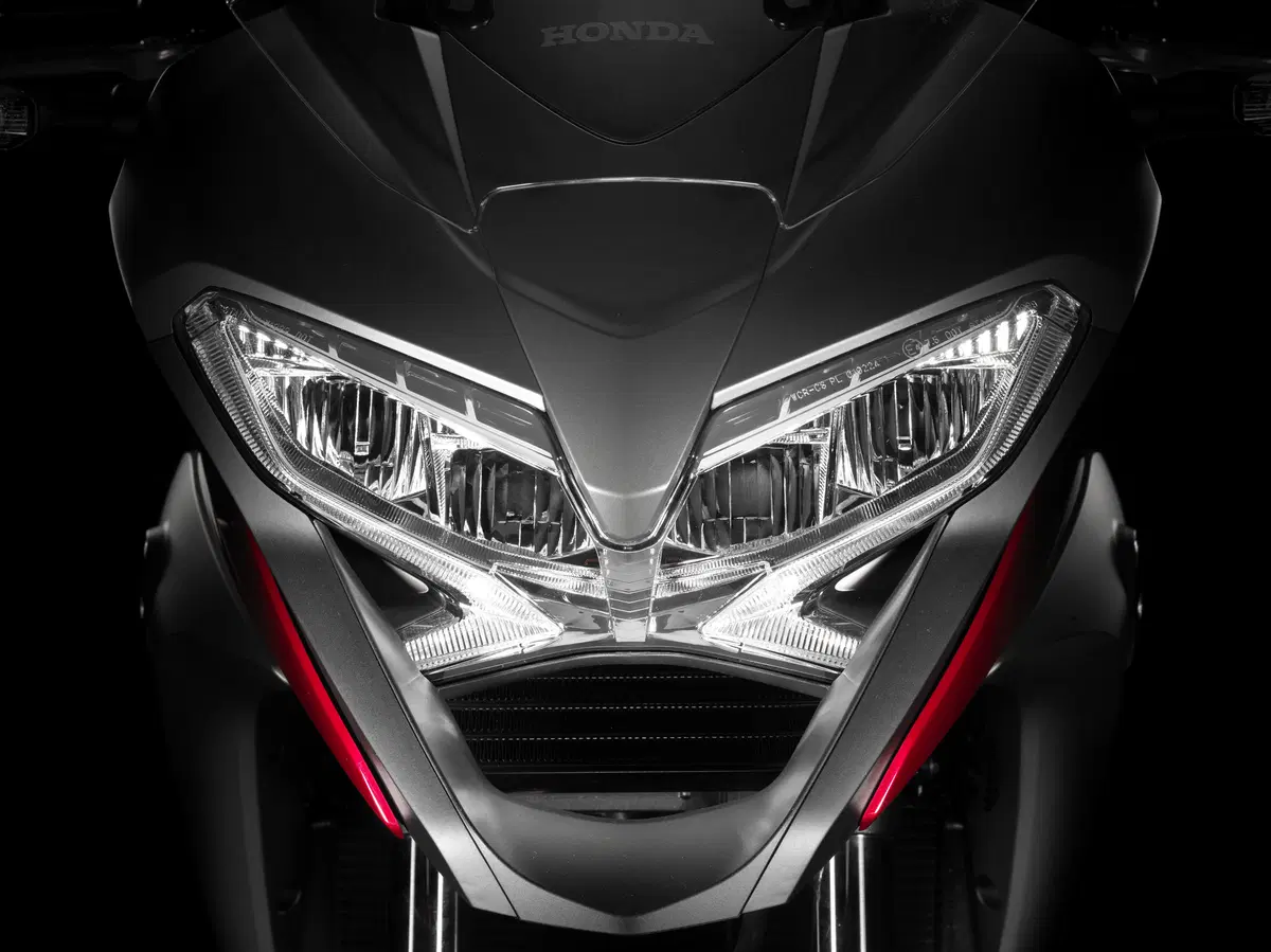 Honda Crossrunner 2015 (17)