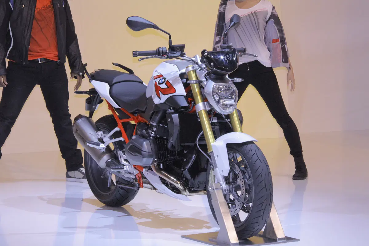 BMW R1200R 2015 (4)