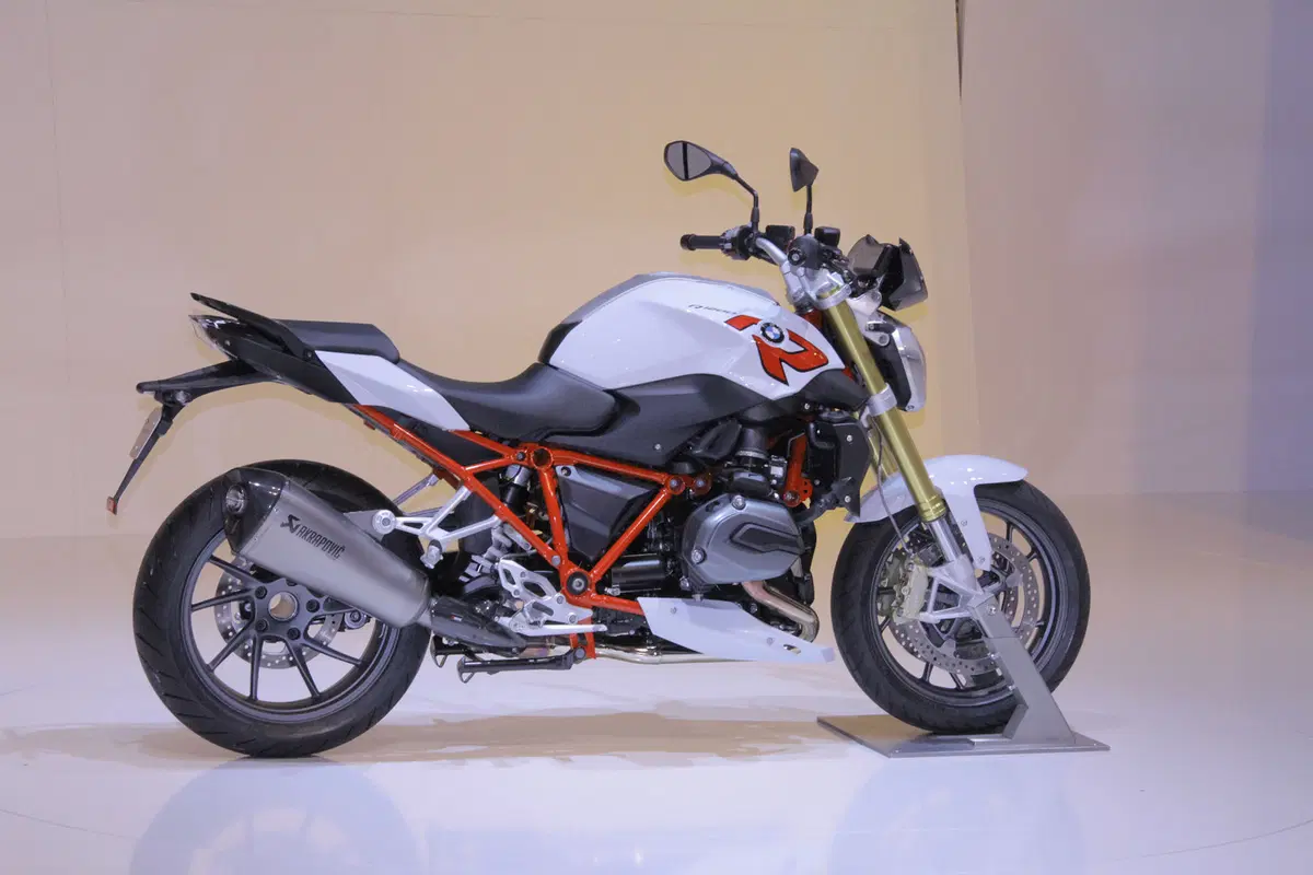 BMW R1200R 2015 (12)