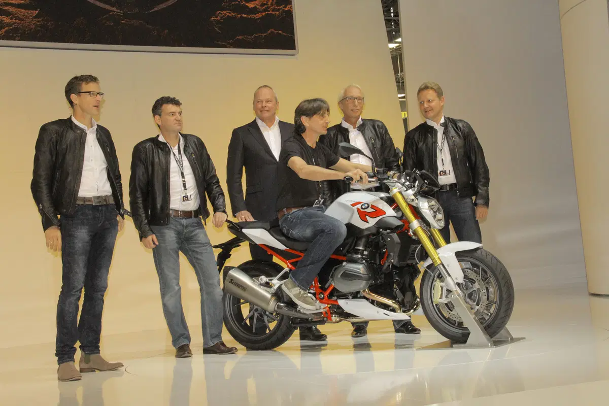 BMW R1200R 2015 (8)
