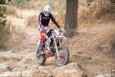 Rieju Enduro TEST 2023: ma chi l'ha detto che il due tempi era finito?