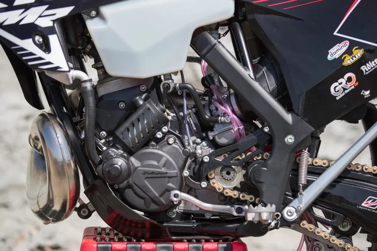 Rieju Enduro TEST 2023: ma chi l'ha detto che il due tempi era finito? (2)
