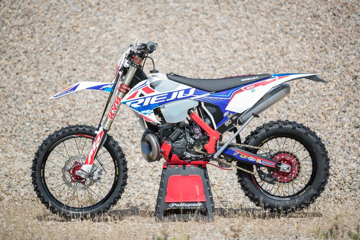 Rieju Enduro TEST 2023: ma chi l'ha detto che il due tempi era finito? (7)