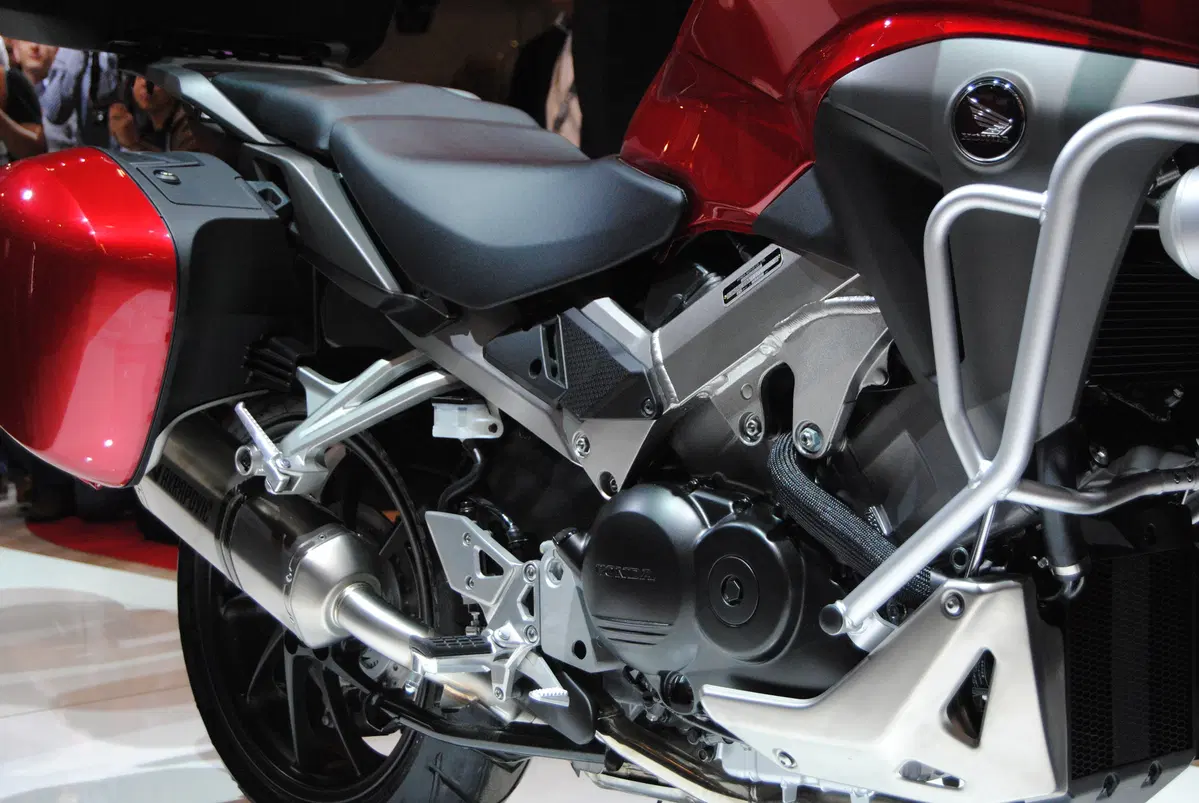 Honda Crossrunner 2015 (4)