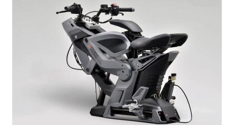 Simulatore Motolator. Le nuove Yamaha prima passano di qui