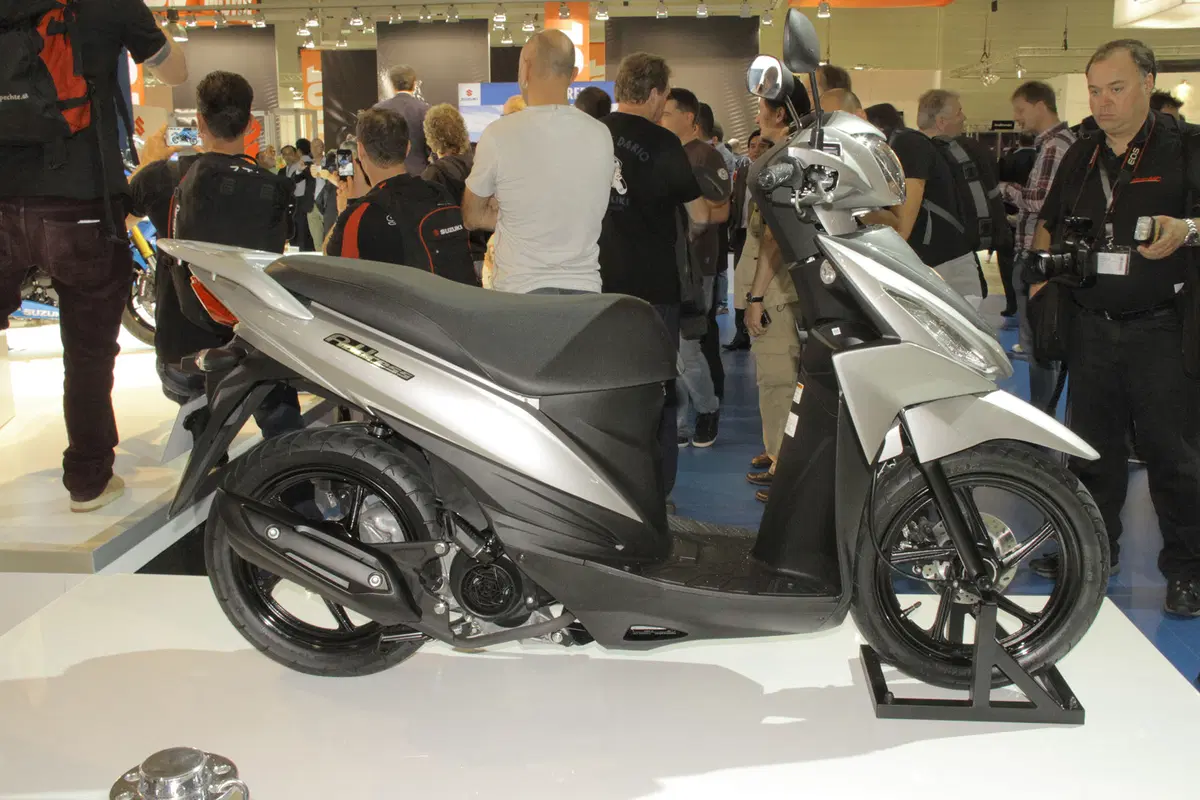 Suzuki Address 110 2015